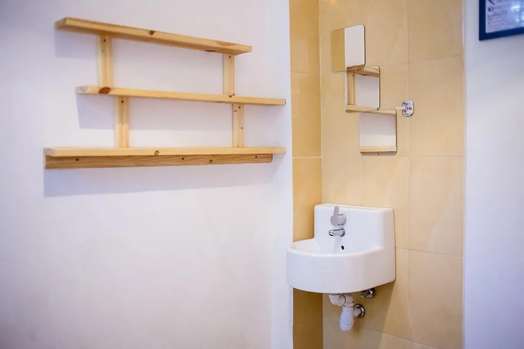 Hostel Krokus Карпач